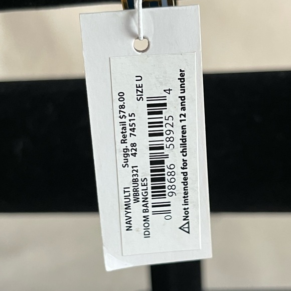 Kate Spade ♠️ NY “whale of a time” idiom hinged bracelet - Picture 3 of 9